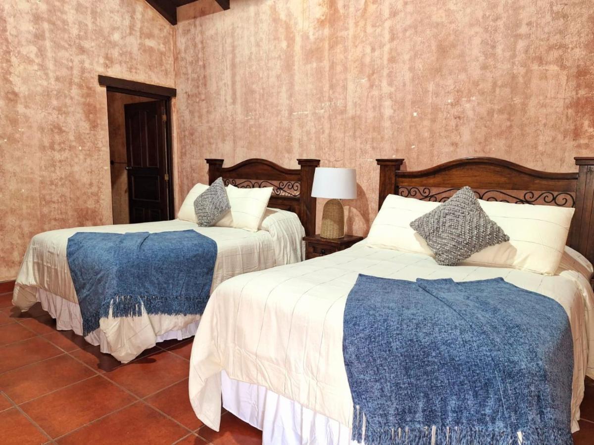 Hotel Boutique Casa Del Angel Antigua Luaran gambar
